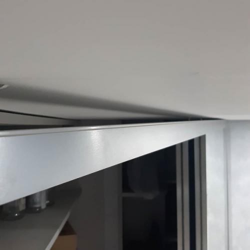 В нашем городе действуют невероятного уровня специалисты по установке мебели. 02