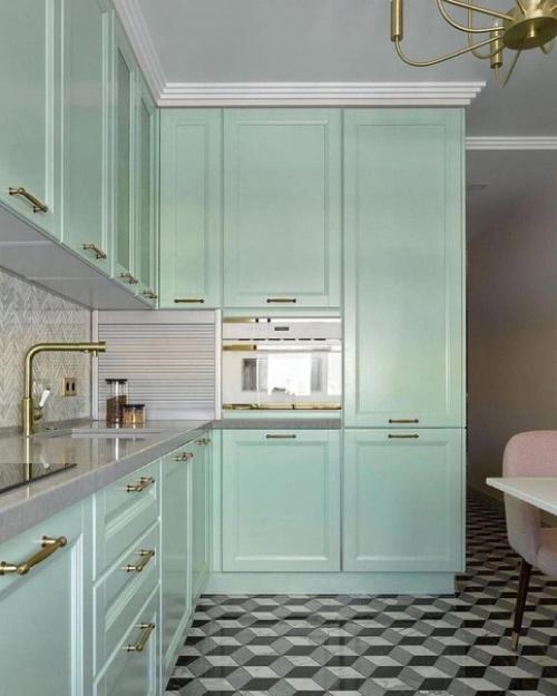 В дизайн кухонной зоны Тиффани выглядит весьма необычно. 02