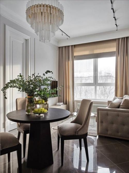 Классический стиль свободные пространства любит.