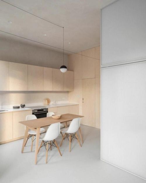 Вышло очень минималистично и воздушно, конечно. 03