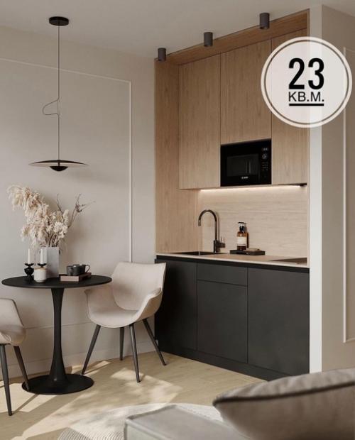 Наглядный пример того, что даже на таком небольшом пространстве можно создать функциональную студию со всем необходимым. 
