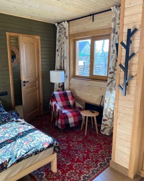 Дом, площадью всего 18 кв м. 06