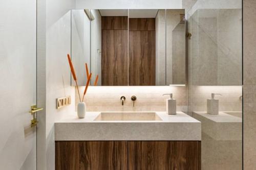 В этом проекте главным заказчиком стал муж - именно он задал направление будущему интерьеру. 09