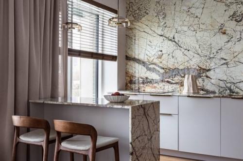 В этом проекте главным заказчиком стал муж - именно он задал направление будущему интерьеру. 07