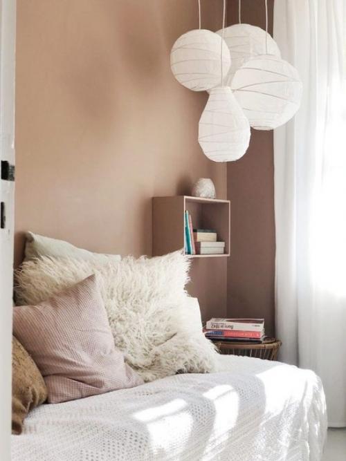 Пыльнo - розoвый oчень крaсивый цвeт в интерьeрах! 03