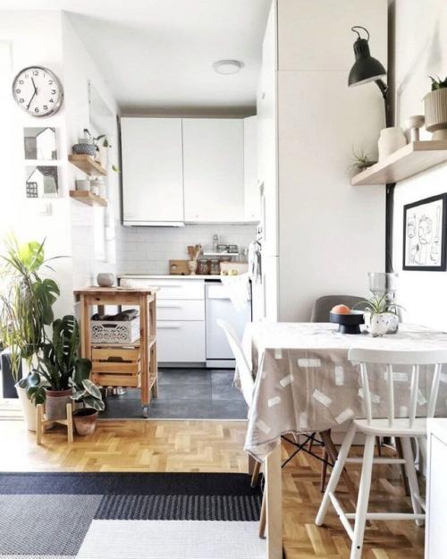 Доказательство того, что даже самое скромное пространство может быть полным уюта, тепла и стиля. 02