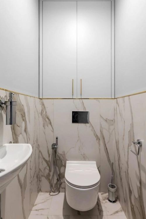 Элегантный светлый интерьер, объединивший в себе современность и классику. 08