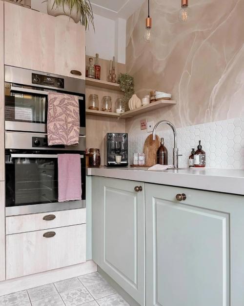 В основе оформления лежит стремление создать атмосферу тишины, тепла и умиротворения. 01