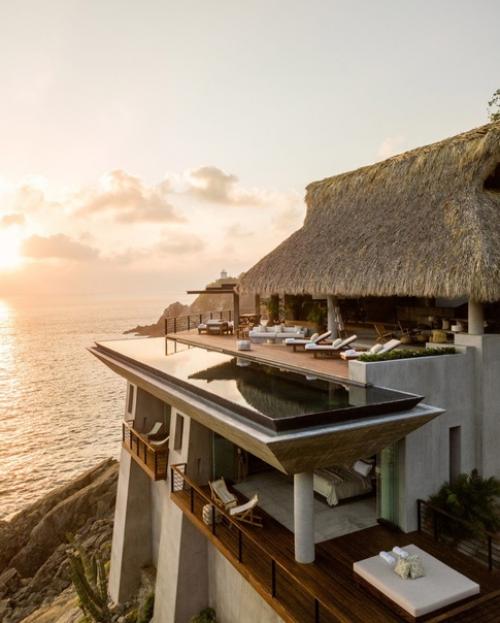 Вилла Casa Acantilado, которая находится в популярном в Мексике туристическом раи оне. 04