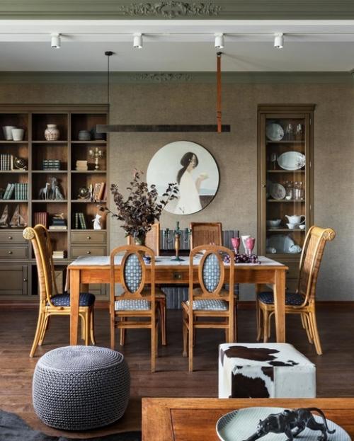 Черты классики, бохо и колониального стиля гармонично сочетаются в интерьере квартиры. 01