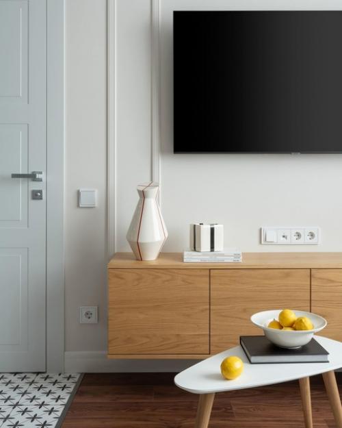 Таким образом, если заказчик одобрил этот проект, значит дизайнер все-таки не плох. 01