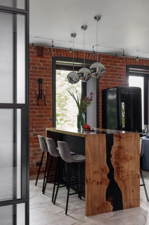 Лофт - двушка в старом кирпичном доме и площадью: 50 кв.