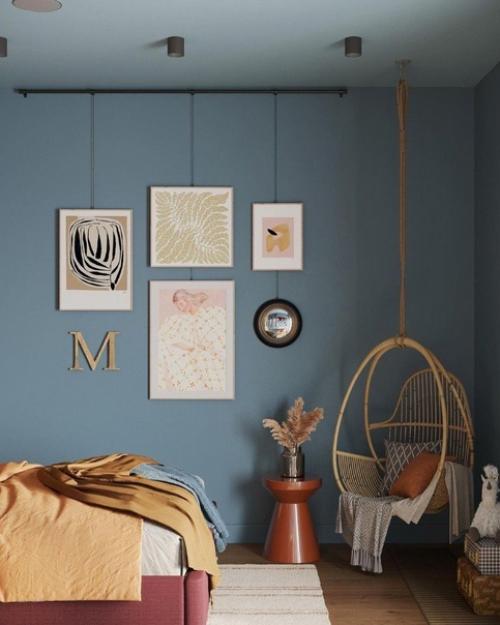 Атмосферный интерьер спальни с необычными деталями. 03