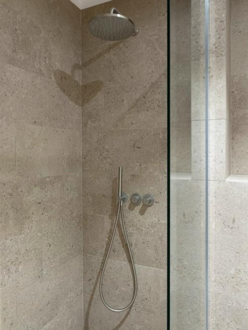 Главное достоинство этой квартиры - её уникальное расположение. 07