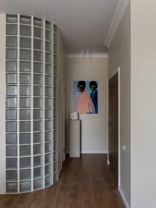 Эта квартира площадью 46 кв. 01