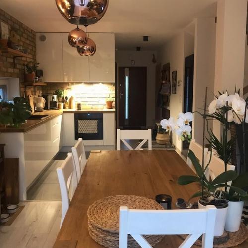 Прошу оценить интерьер кухни!