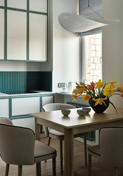 Этот интерьер - тонкое воплощение атмосферы побережья в сердце мегаполиса. 06