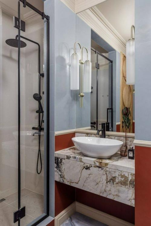 Этот интерьер - настоящее произведение искусства, в котором каждая деталь имеет свой характер и историю. 03