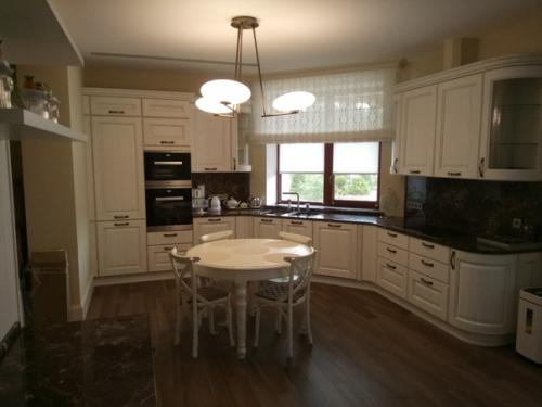 Хочу, чтоб вы оценили мою кухню. 01