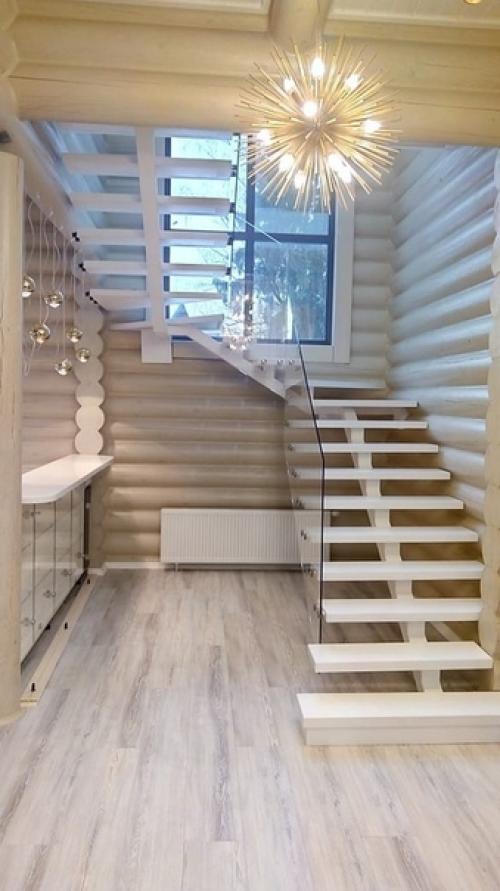 Строительство и оформление нашего дома закончили! 01