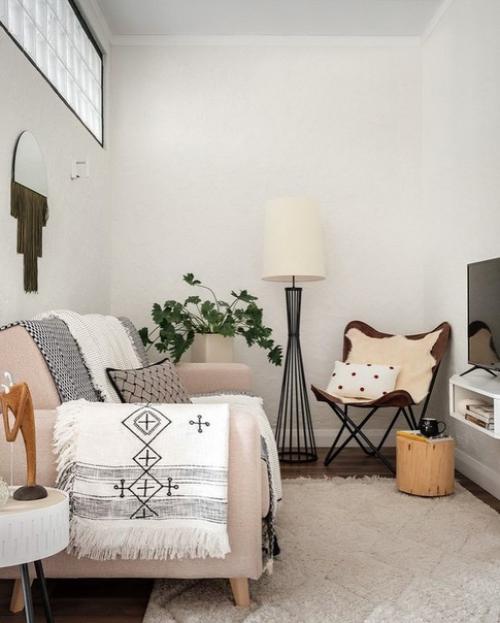 Светлый интерьер квартиры площадью 40 кв. 02