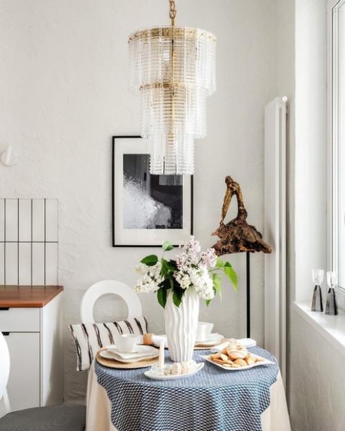 Светлый интерьер квартиры площадью 40 кв. 01