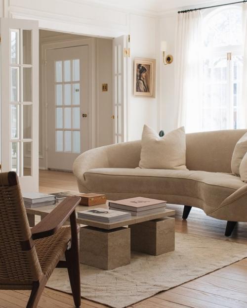 Интерьер квартиры в старом доме. 01