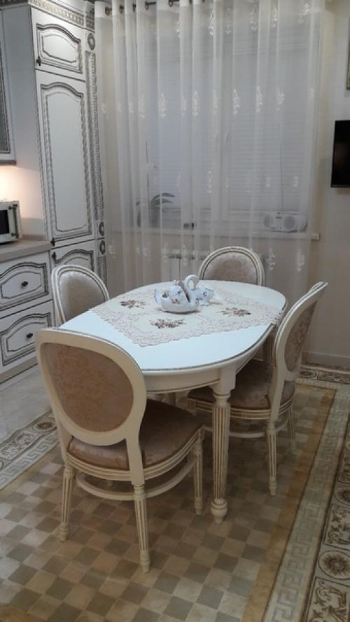 Наша любимая маленькая квартирка, все в светлых тонах. 05