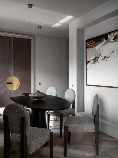 Пример того, как продуманность и спокойная эстетика могут создать по-настоящему семейную атмосферу. 07