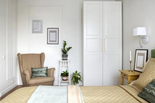 Двухкомнатная квартира с голубыми и бежевыми акцентами. 04