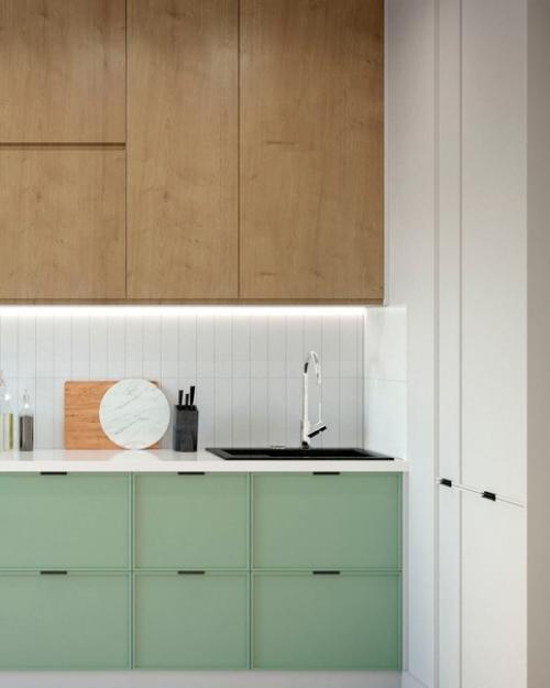 Кухню в довольно смелых цветовых сочетаниях. 07