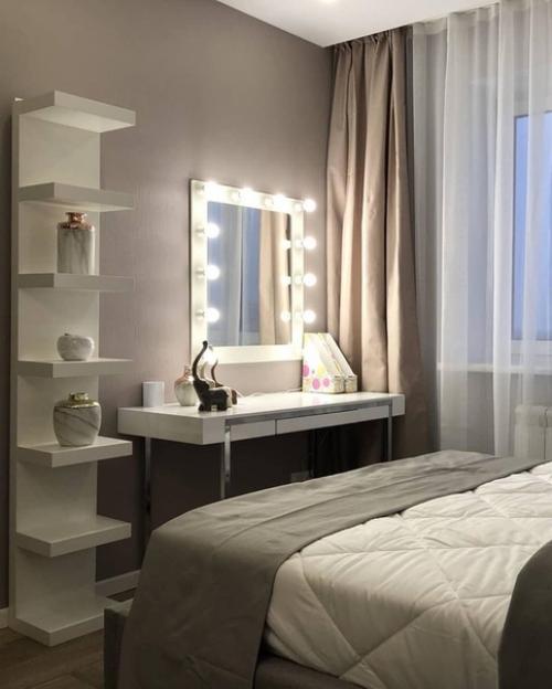 Очень круто!  Сдержанно и в то же время яркие пятна оживляют) не напрягает глаз. 04