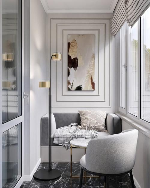 Красивый и стильный балкон для отдыха.