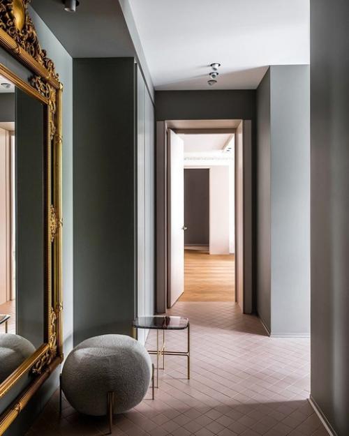 Эклектичное пространство, соединив классические детали и лаконичный современный дизайн. 01