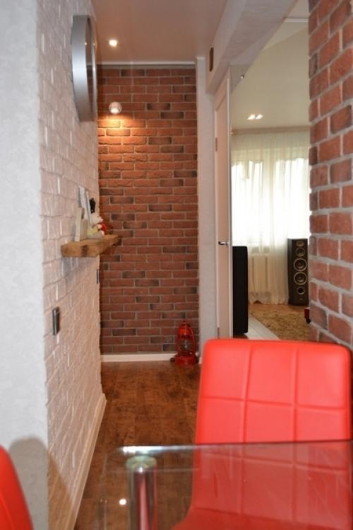 Маловато площади для стиля лофт.  