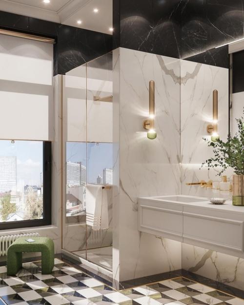 Ванная комната, наполненная естественным светом.