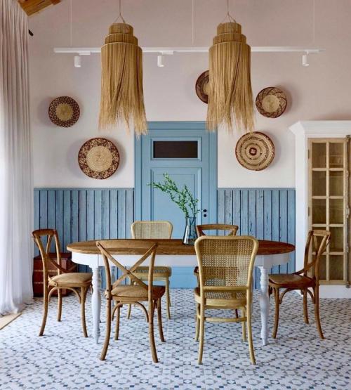 Красивая кухня - гостиная в проекте загородного дома. 06