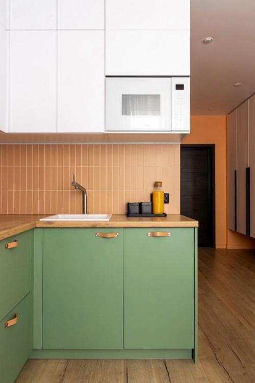 Интересные решения.  Строго не наляписто. 01