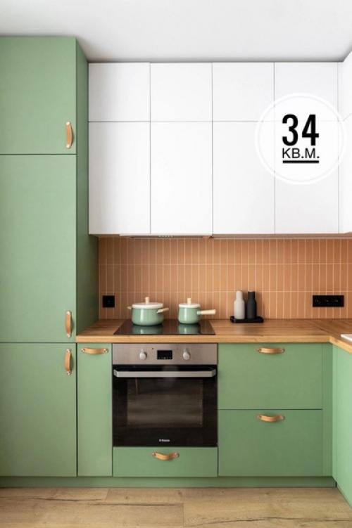 Интересные решения.  Строго не наляписто.