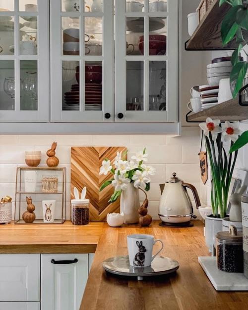 Каждый уголок продуман, каждая вещь - на своём месте, каждая деталь добавляет атмосферу покоя и уюта. 01