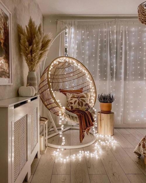 Каждый уголок продуман, каждая вещь - на своём месте, каждая деталь добавляет атмосферу покоя и уюта. 02