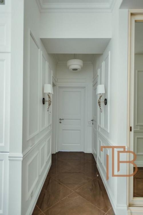 Светлая квартира с синими акцентами. 02