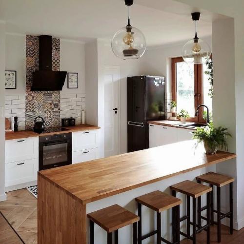 Приятный скандинавский стиль в загородном доме после капитального ремонта - это сочетание простоты, света и природной эстетики. 08