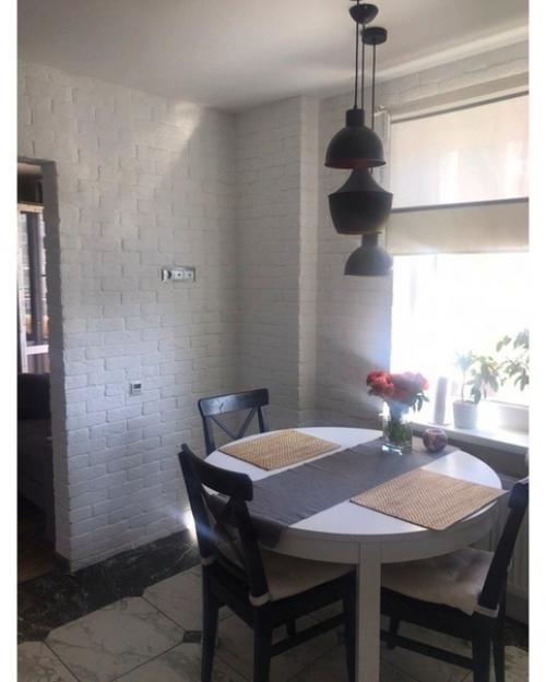 Сделали кухню без верхних шкафчиков. 04