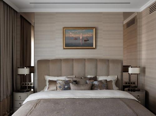 Этот интерьер - воплощение выразительности и изящества, созданное для семьи, ценящей комфорт и красоту. 04