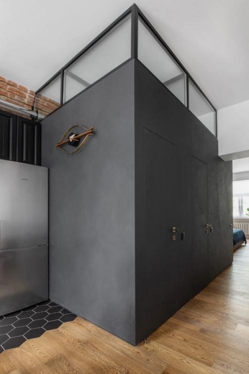 Квартира с особым шармом и темными акцентами. 02