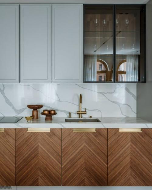 Этот проект создавался с мыслью о комфорте и гармонии для всей семьи - от детей до бабушек и дедушек. 05