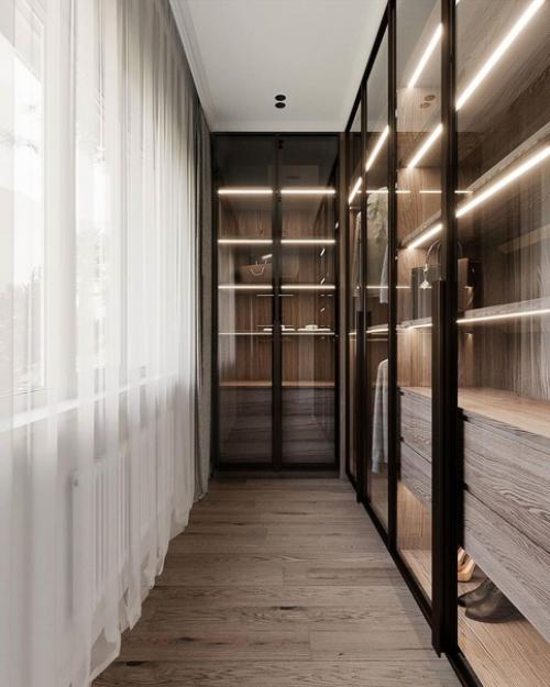 Спальня с интересным стеклянным шкафом. 02